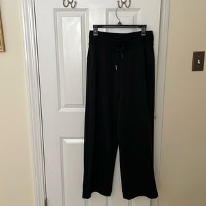 Cozy, pocketed, flare leg pants